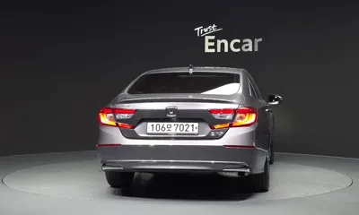 Honda Accord 2018, 85483 км, за 12625.6 USD