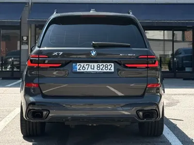 BMW X7 2026, 3700 км, за 80504.14 USD