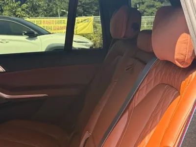 BMW X7 2026, 3700 км, за 80504.14 USD - фото 8