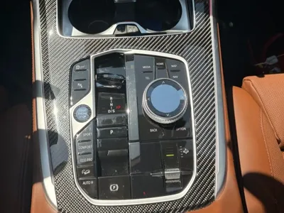 BMW X7 2026, 3700 км, за 80504.14 USD - фото 10
