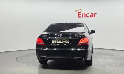 Hyundai Equus 2011, 254981 км, за 2600.27 USD