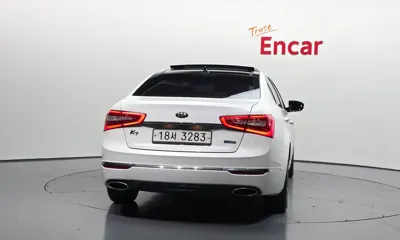 Kia K7 2014, 167028 км, за 3610.35 USD