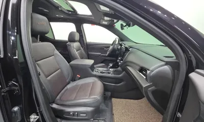 ChevroletGMDaewoo Traverse 2022, 135754 км, за 15854.54 USD - фото 10