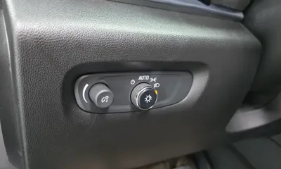 ChevroletGMDaewoo Traverse 2022, 135754 км, за 15854.54 USD - фото 13
