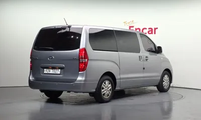 Hyundai Starex 2017, 167268 км, за 5007.49 USD