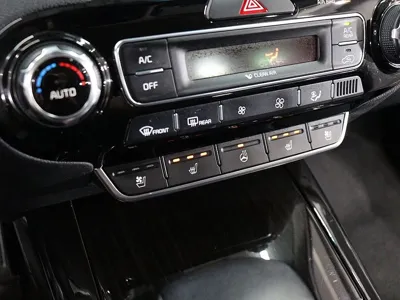 Kia Sorento 2018, 75392 км, за 10879.48 USD - фото 10