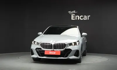BMW 5-Series 2026, 18299 км, за 43563.18 USD
