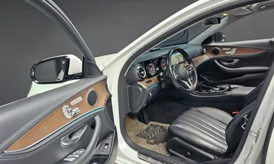 Mercedes-Benz E-Class 2019, 127557 км, за 15562.9 USD - фото 12