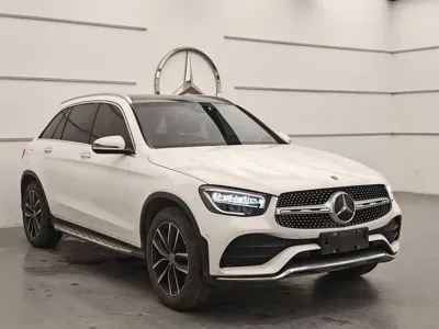 Mercedes-Benz GLC 2023, 60000 км, за 27584.59 USD