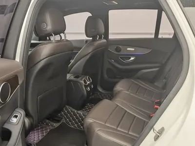 Mercedes-Benz GLC 2023, 60000 км, за 27584.59 USD - фото 9