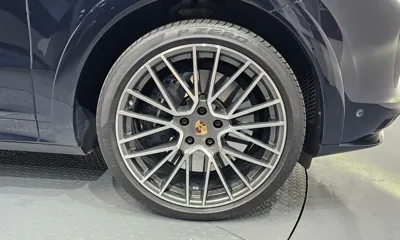 Porsche Cayenne 2021, 56928 км, за 70498.84 USD