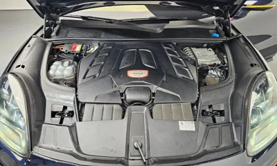 Porsche Cayenne 2021, 56928 км, за 70040.7 USD - фото 6