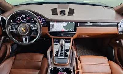 Porsche Cayenne 2021, 56928 км, за 70040.7 USD - фото 7
