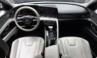 Hyundai Avante 2021, 42265 км, за 11063.35 USD - фото 7