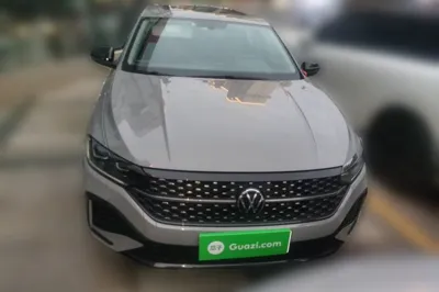 Volkswagen Lavida 2023, 67000 км, за 13581 USD