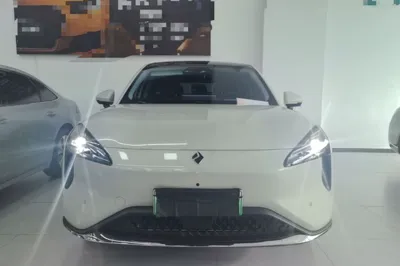 Baojun Yunhai 2024, 21500 км, за 14799 USD