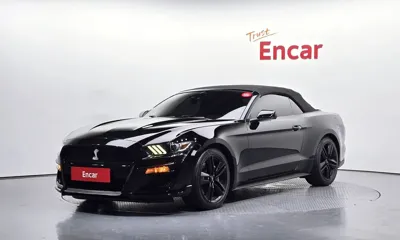 Ford Mustang · 2017 год