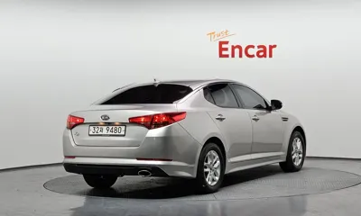 Kia K5 2012, 114819 км, за 3105.38 USD