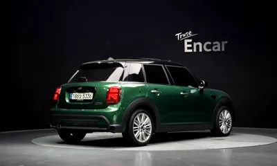 MINI Cooper 2022, 35263 км, за 15016.57 USD