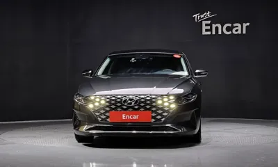 Hyundai Grandeur 2020, 120539 км, за 11854.29 USD