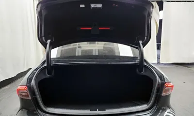 Hyundai Grandeur 2020, 120539 км, за 11854.29 USD - фото 20