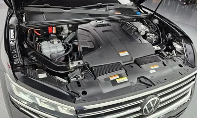 Volkswagen Touareg 2024, 26290 км, за 48874.13 USD - фото 6