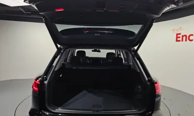 Volkswagen Touareg 2024, 26290 км, за 48874.13 USD - фото 20