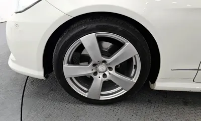 Mercedes-Benz E-Class 2011, 91558 км, за 5616.12 USD