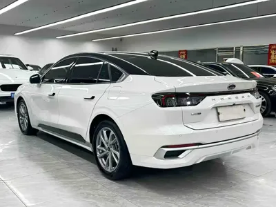 Ford Mondeo 2023, 40000 км, за 13616.22 USD