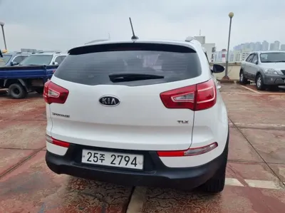 Kia Sportage 2012, 82900 км, за 4755.7 USD - фото 15
