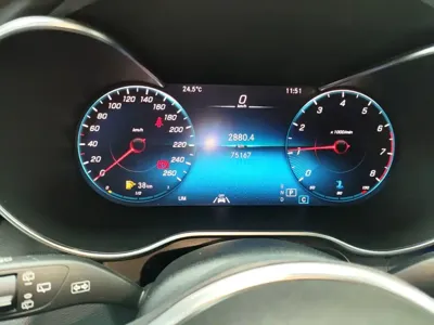Mercedes-Benz GLC 2022, 75100 км, за 28982.28 USD - фото 12