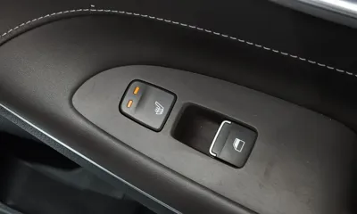 Hyundai Grandeur 2019, 90530 км, за 11655.92 USD - фото 17
