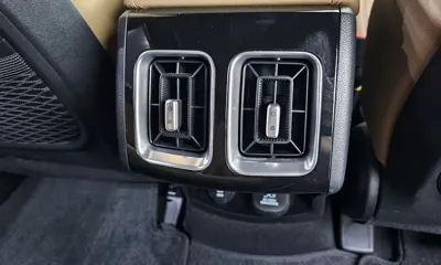 Kia Sorento 2024, 22835 км, за 65046.9 USD - фото 31