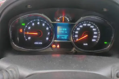 Chevrolet Captiva 2015, 78700 км, за 5164 USD - фото 8