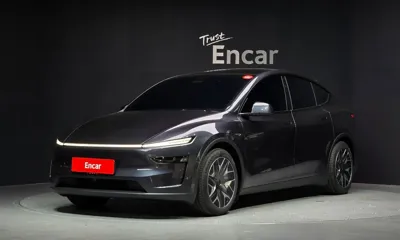 Tesla Model Y · 2026 год