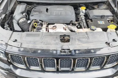 Jeep Grand Commander 2018, 167700 км, за 11141 USD - фото 17