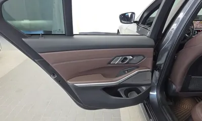 BMW 3-Series 2019, 103307 км, за 19500.28 USD - фото 25
