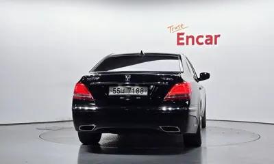 Hyundai Equus 2011, 175063 км, за 3040.72 USD