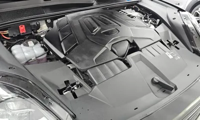 Porsche Cayenne 2025, 9578 км, за 112703.64 USD - фото 6