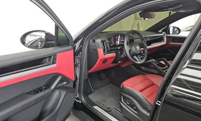 Porsche Cayenne 2025, 9578 км, за 112703.64 USD - фото 10