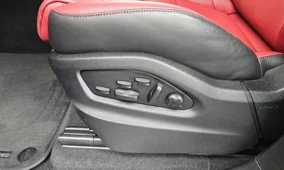Porsche Cayenne 2025, 9578 км, за 112703.64 USD - фото 32