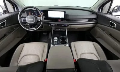 Kia Canival 2024, 51931 км, за 19824.18 USD - фото 7