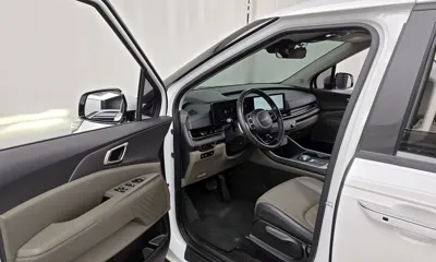 Kia Canival 2024, 51931 км, за 19824.18 USD - фото 10