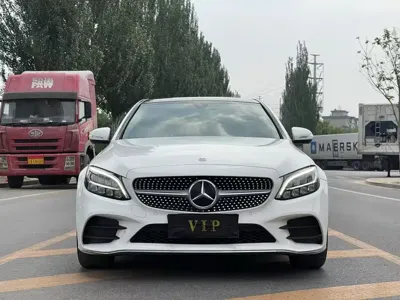 Mercedes-Benz C-Class 2018, 70000 км, за 13112.38 USD