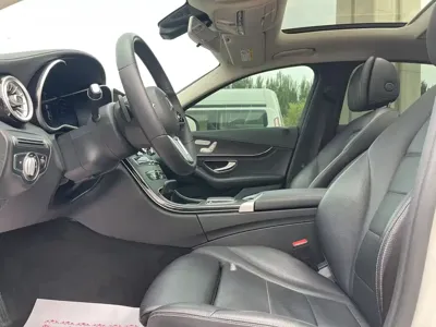 Mercedes-Benz C-Class 2018, 70000 км, за 13112.38 USD