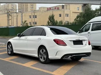 Mercedes-Benz C-Class 2018, 70000 км, за 13112.38 USD - фото 7