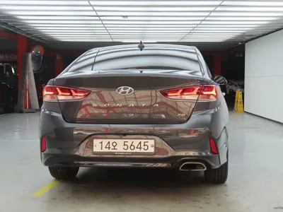 Hyundai Sonata 2019, 27795 км, за 7280.76 USD