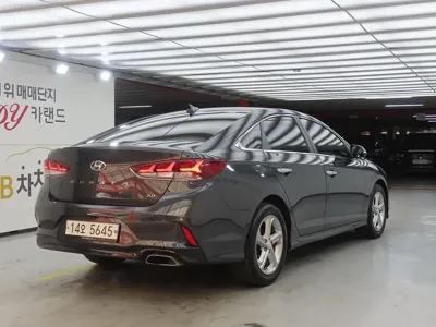 Hyundai Sonata 2019, 27795 км, за 7280.76 USD