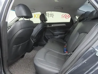 Hyundai Sonata 2019, 27795 км, за 7280.76 USD - фото 6