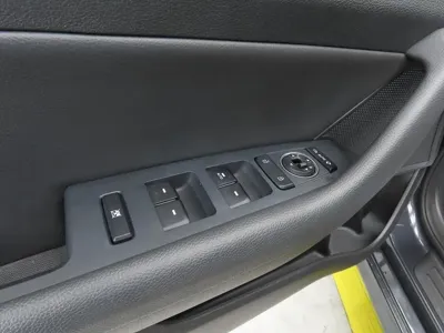 Hyundai Sonata 2019, 27795 км, за 7280.76 USD - фото 15